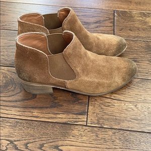 BP brown booties